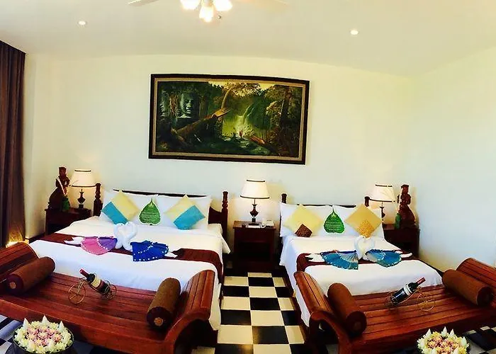 Hotel Apsara Palace 5*